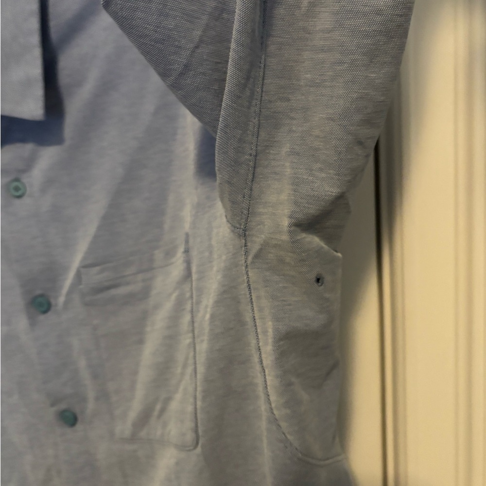 men’s lululemon button up - Picture 5 of 5